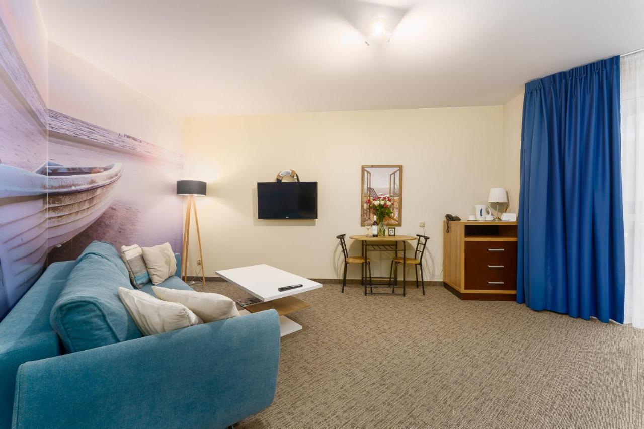 Apartamenty Prywatne W Hotelu Przy Plazy Diva Колобжег Экстерьер фото