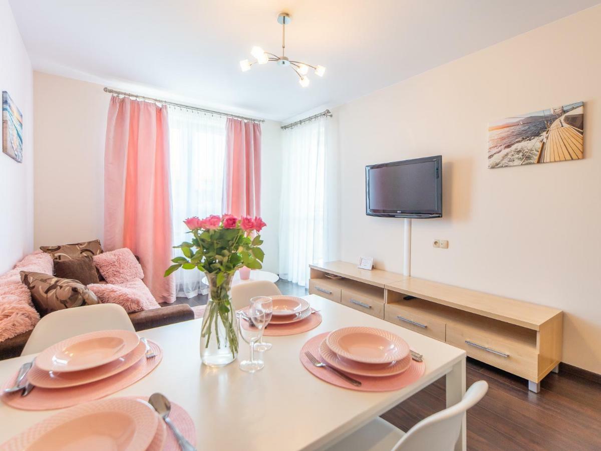 Apartamenty Prywatne W Hotelu Przy Plazy Diva Колобжег Экстерьер фото